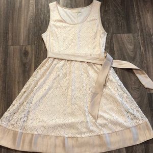 ModCloth lace gold beaded sleeveless dress Medium